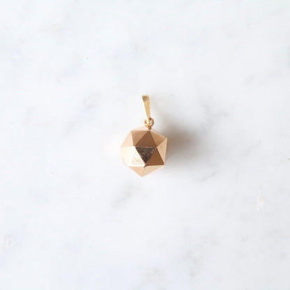 Geometric Ball Charm