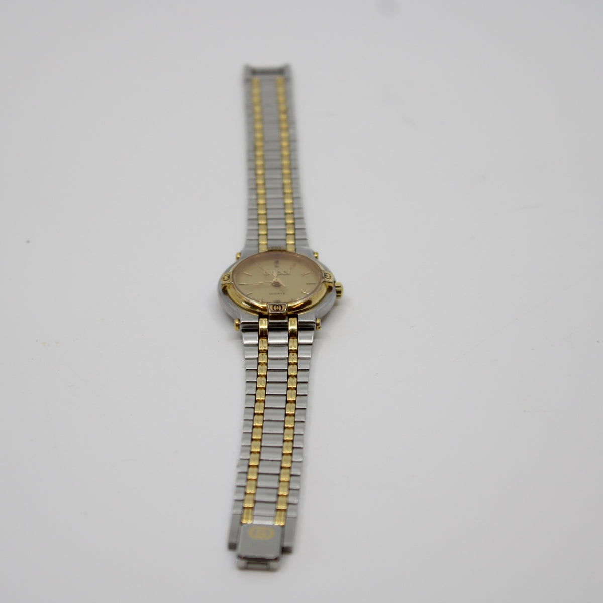 Gucci 9000L Watch