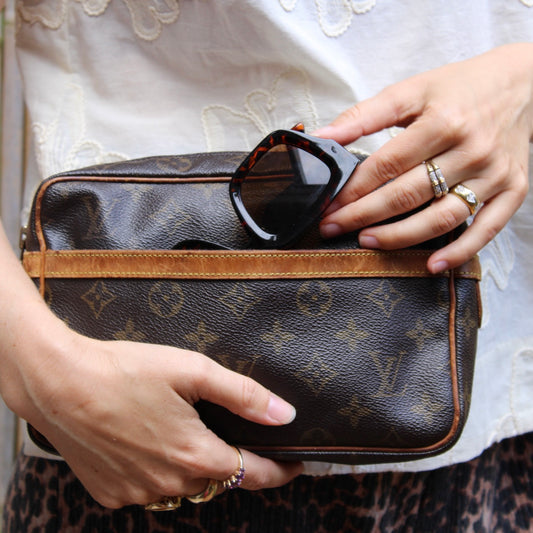 Louis Vuitton Compiegne 23 Clutch