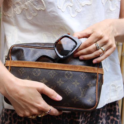 Louis Vuitton Compiegne 23 Clutch
