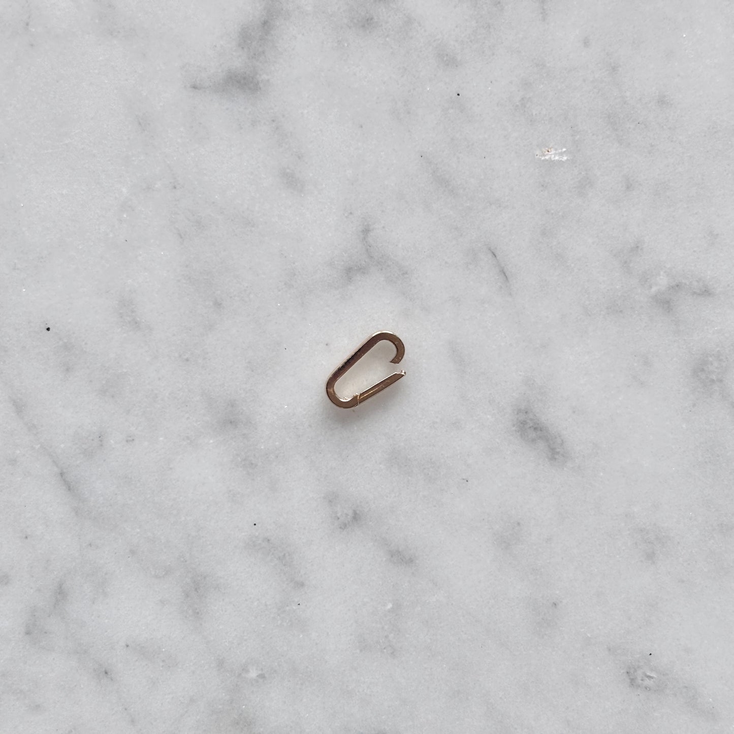 Paperclip Connector