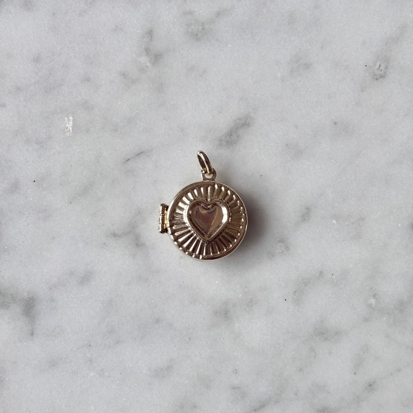 Round Heart Photo Locket