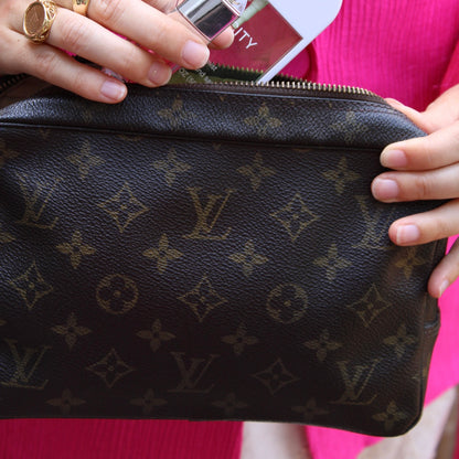 Louis Vuitton Trousse Toilette 23 Clutch
