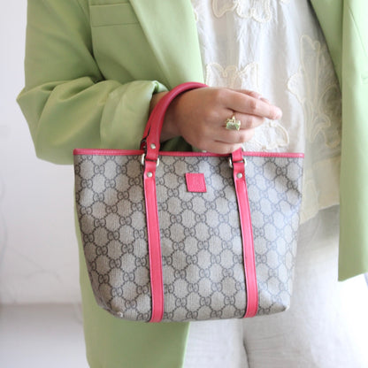 Gucci Supreme Hand Bag