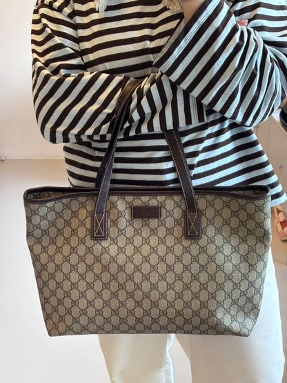 Gucci GG Supreme Tote Bag