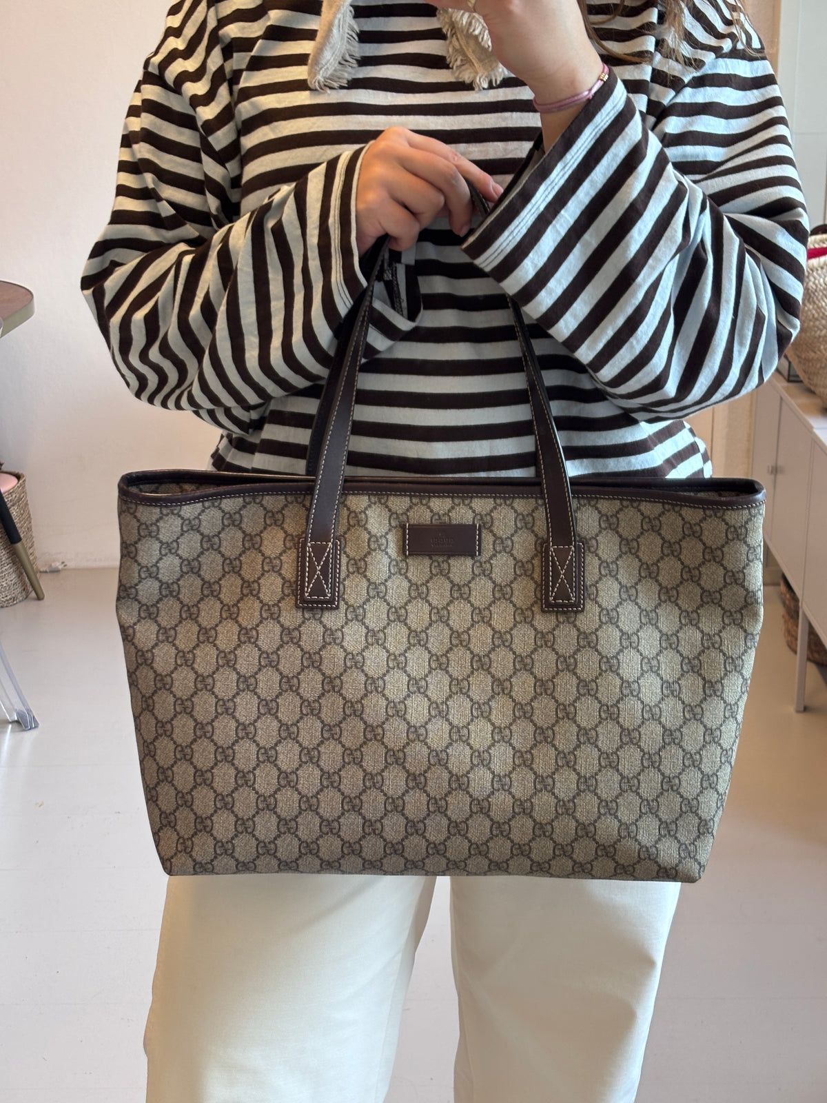 Gucci GG Supreme Tote Bag