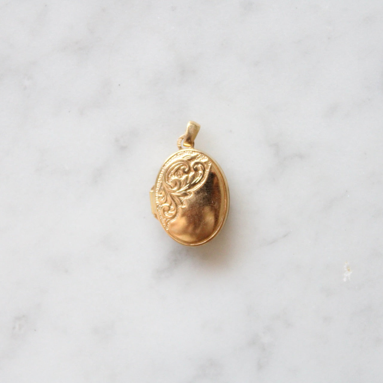 Oval Photo Locket