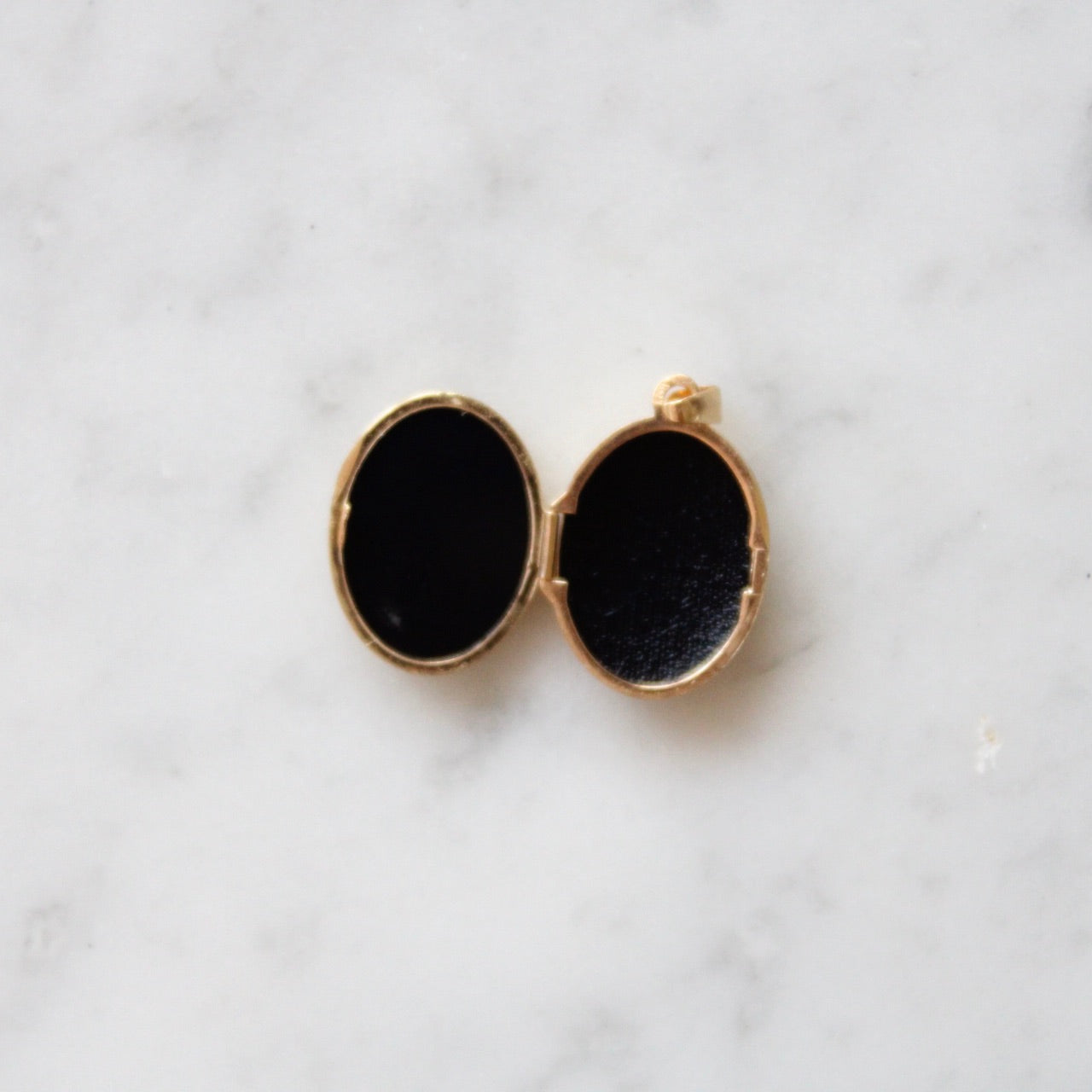 Oval Photo Locket
