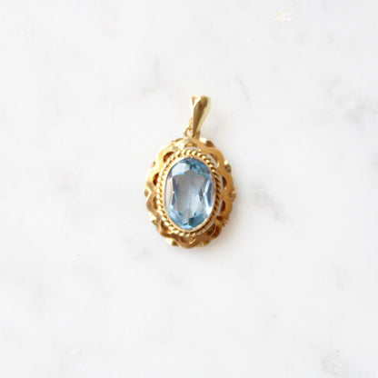 Aquamarine Flower Pendant