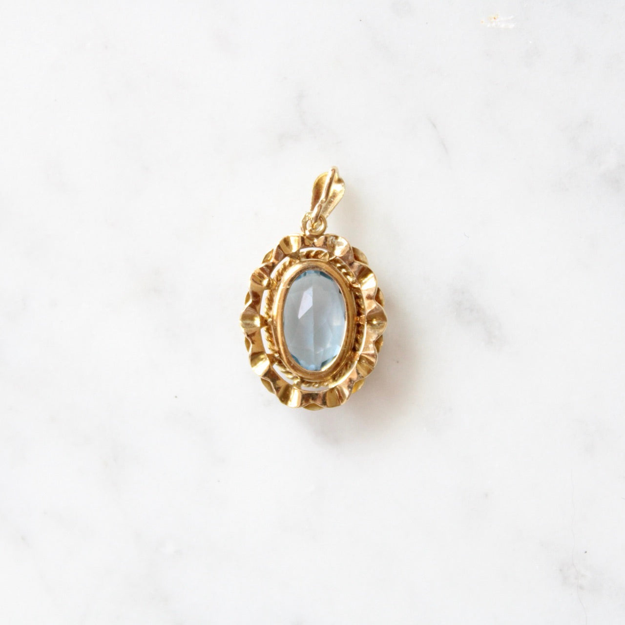 Aquamarine Flower Pendant