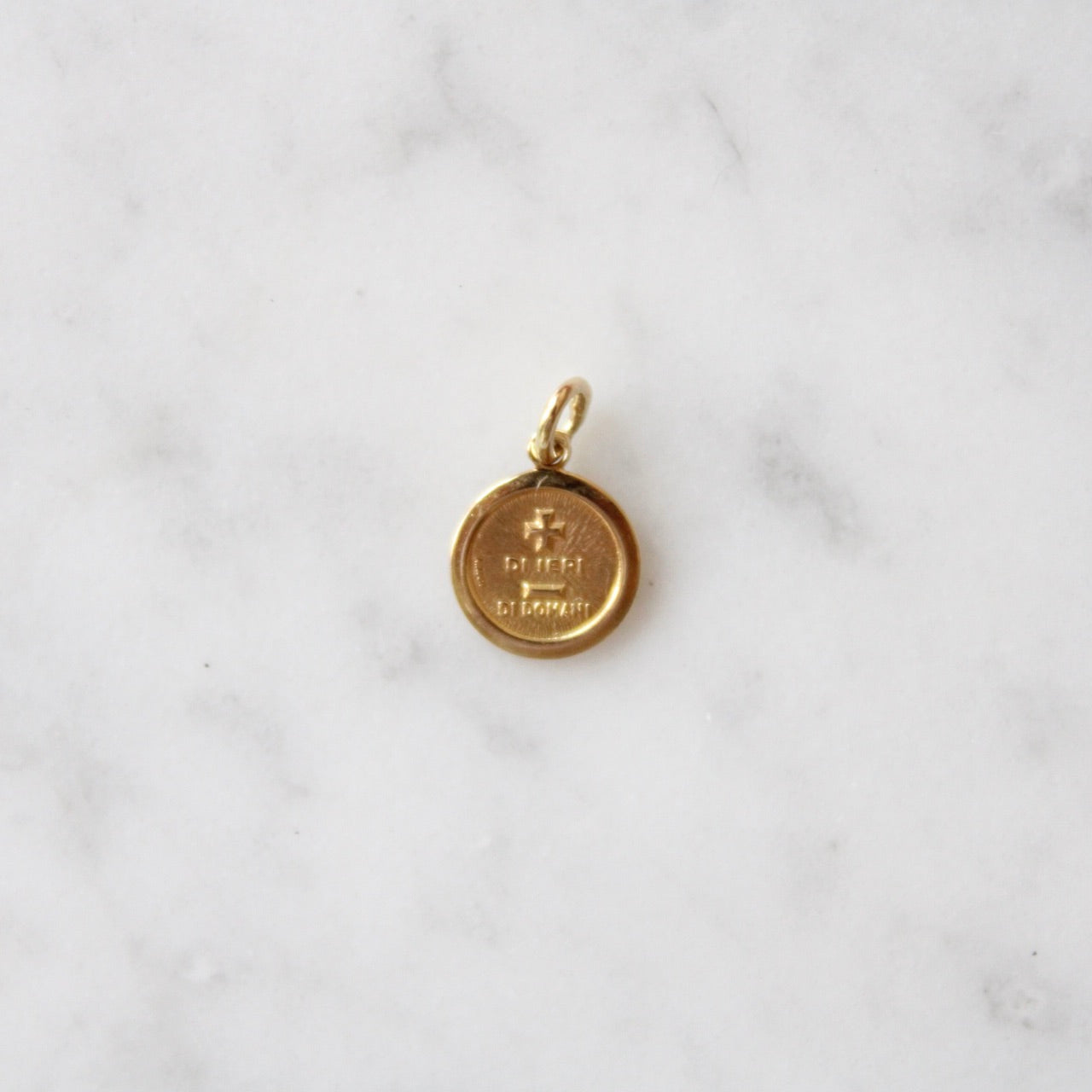 Small Augis Pendant (Italian)