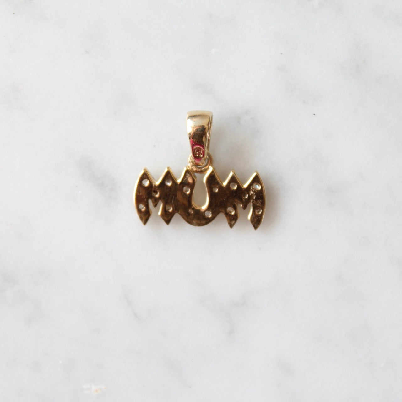 MUM Pendant
