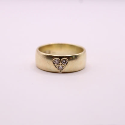 Solid Diamond Heart Band Ring