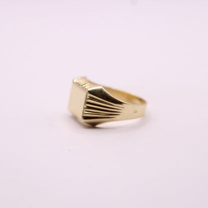 Bold Signet Ring