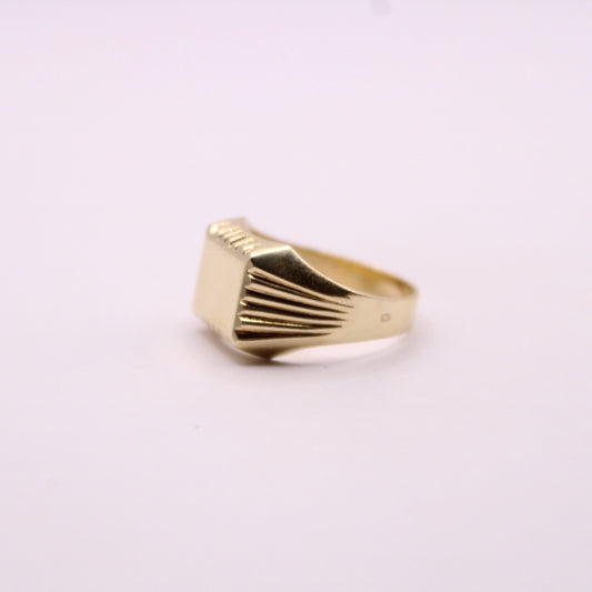 Bold Signet Ring