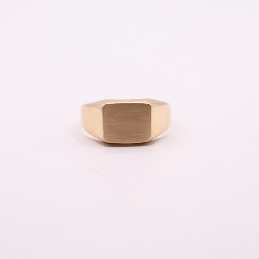 Signet (Pinky) Ring