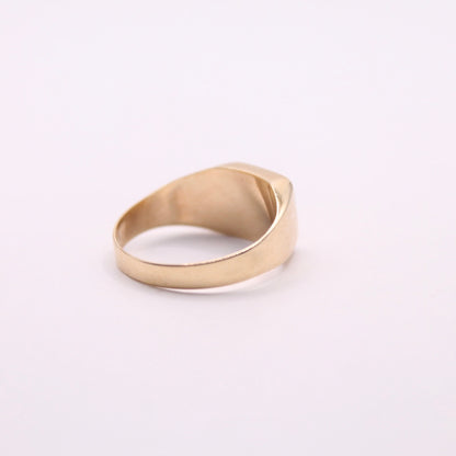 Signet (Pinky) Ring