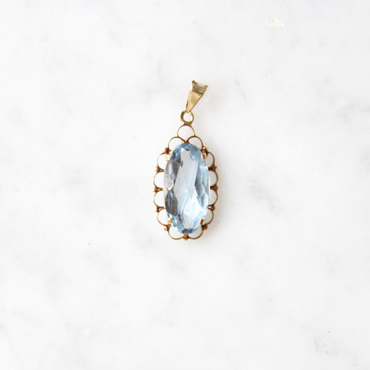 Aquamarine Flower Pendant