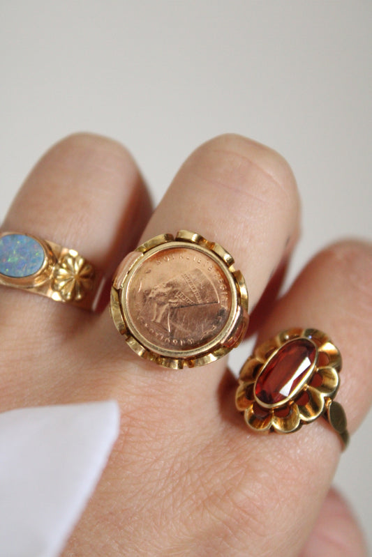 XL Nefertiti Coin Ring