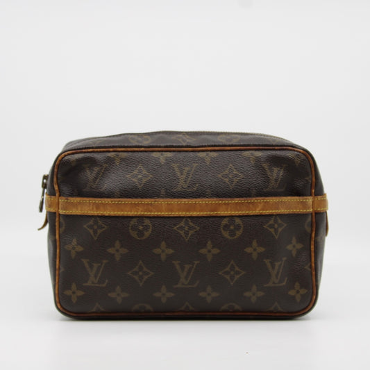 Louis Vuitton Compiegne 23 Clutch