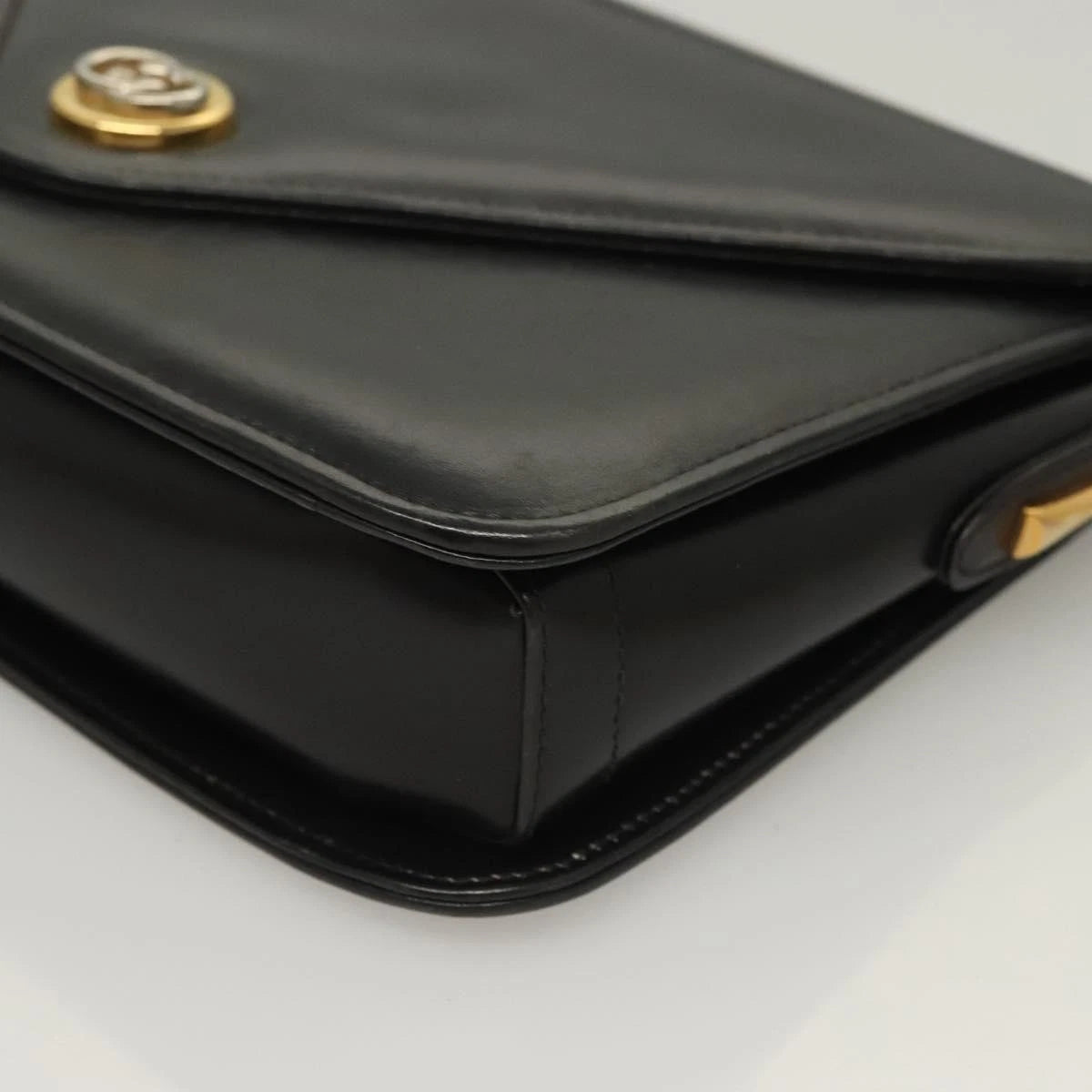 Gucci Leather Shoulder Bag