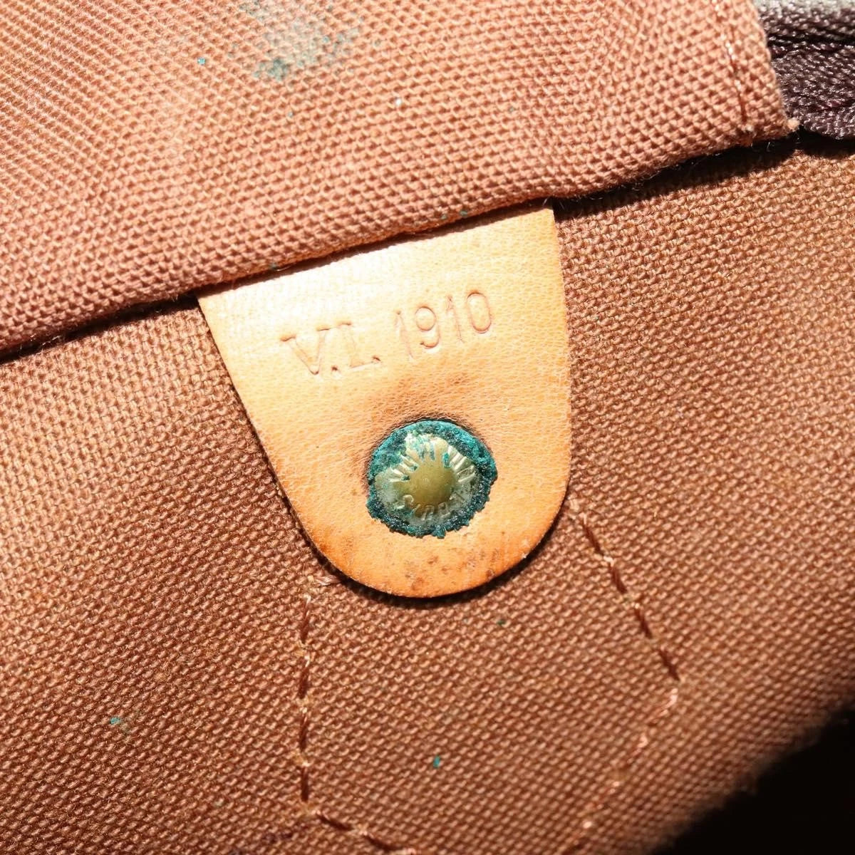 Louis Vuitton Speedy 30