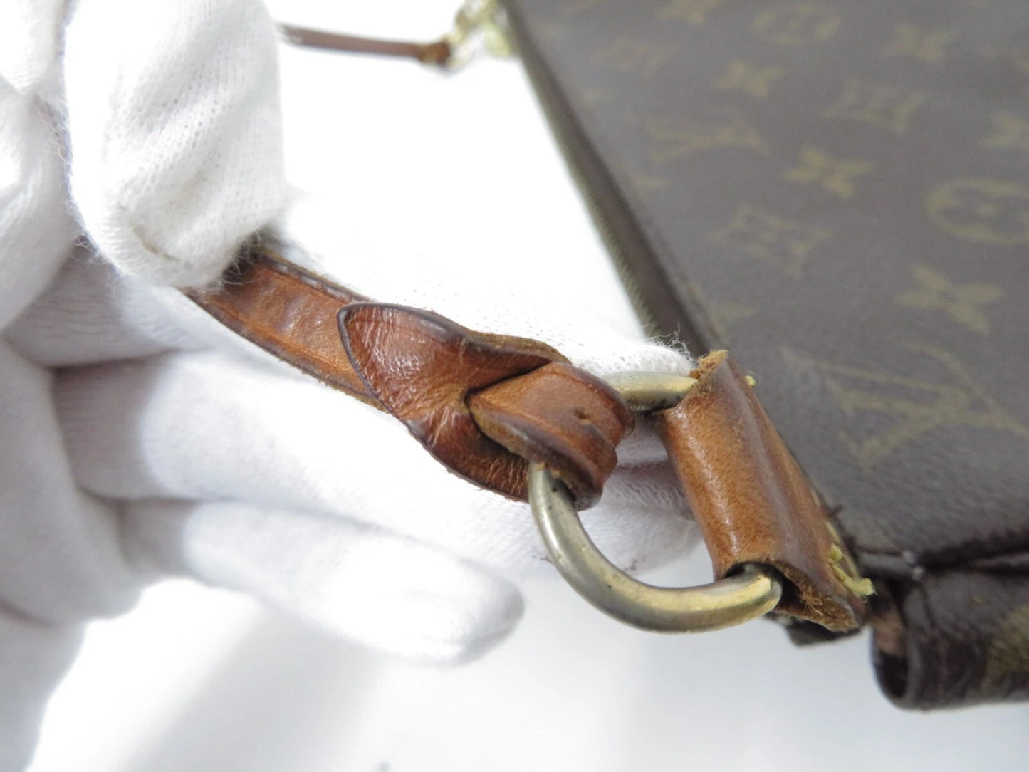 Louis Vuitton Pochette