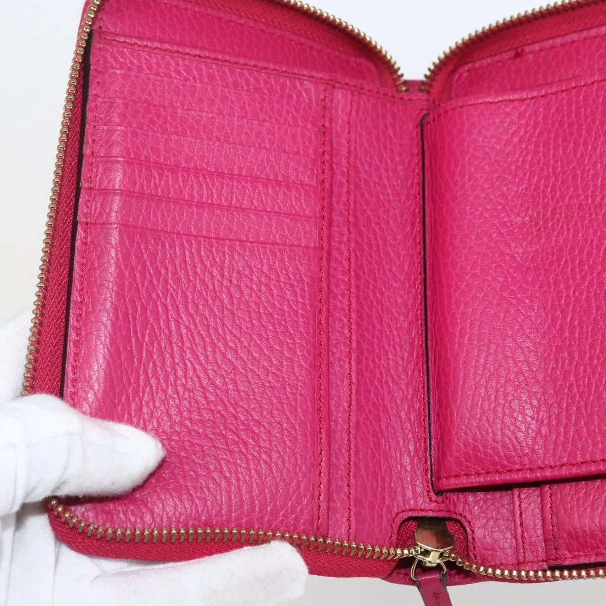 Gucci Leather Zippy Wallet