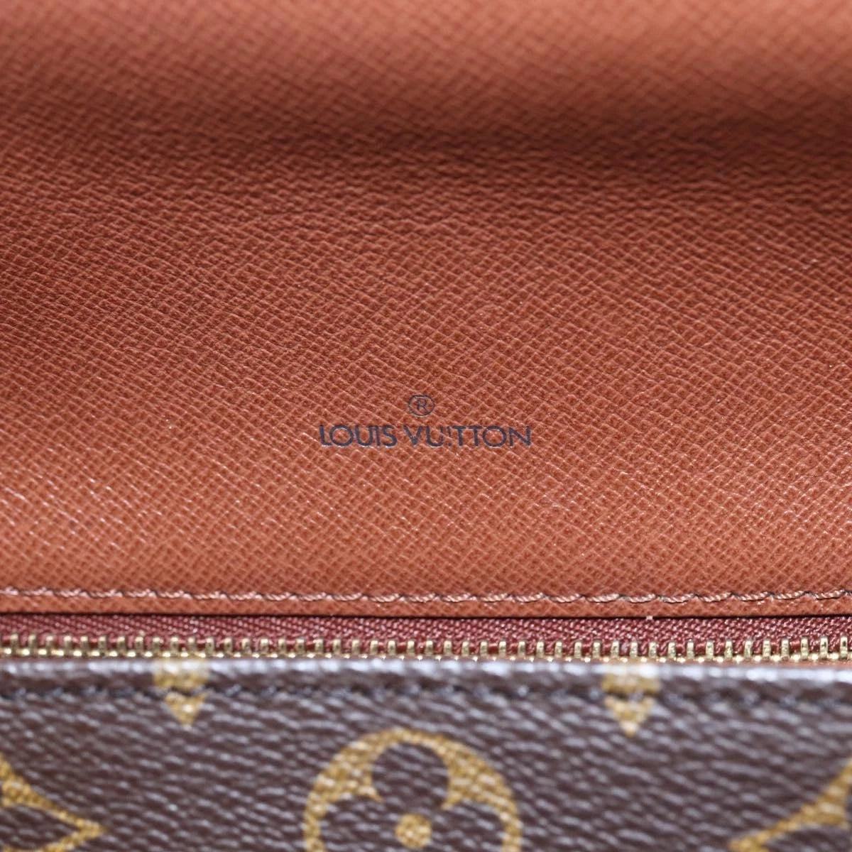 Louis Vuitton Saint Cloud MM
