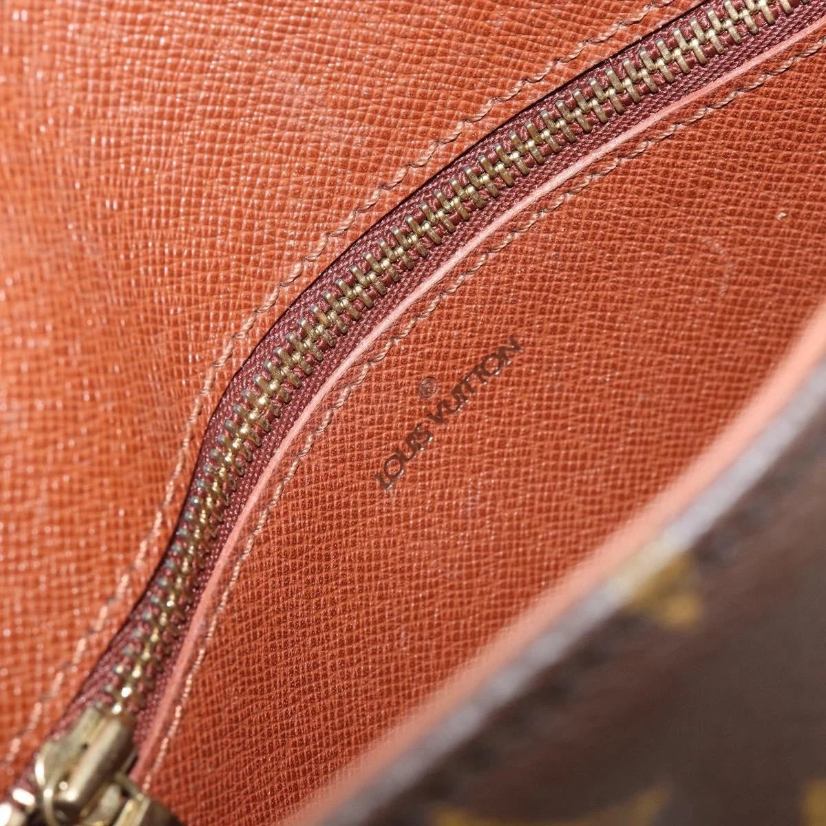 Louis Vuitton Saint Cloud MM