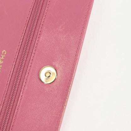 Chanel Wallet on Chain