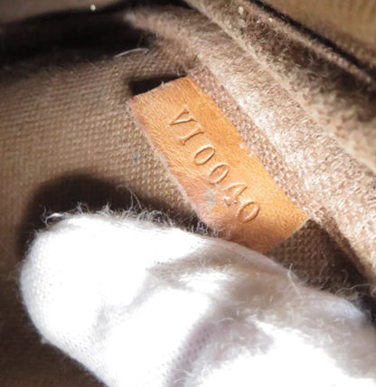 Louis Vuitton Pochette
