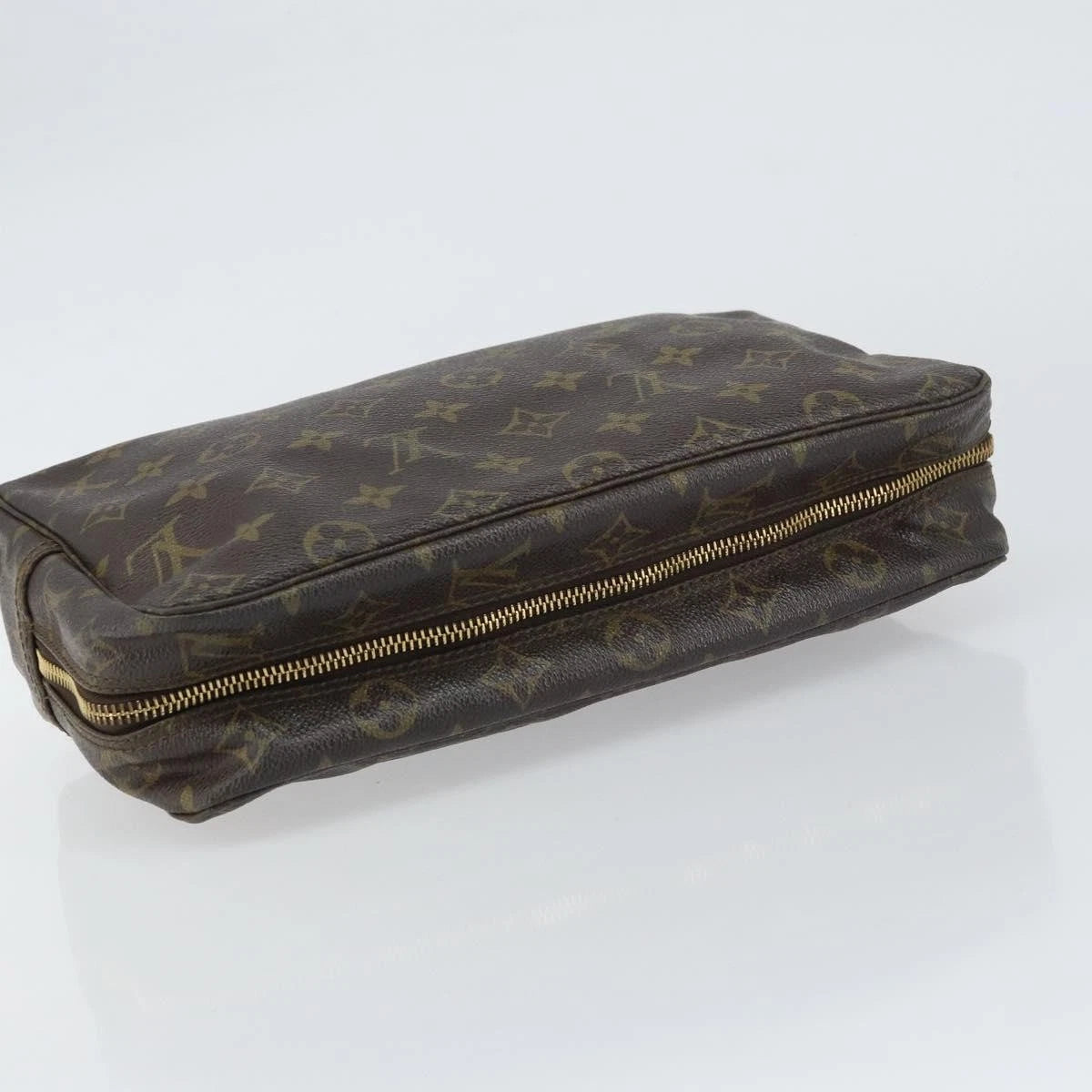 Louis Vuitton Trousse Toilette 28