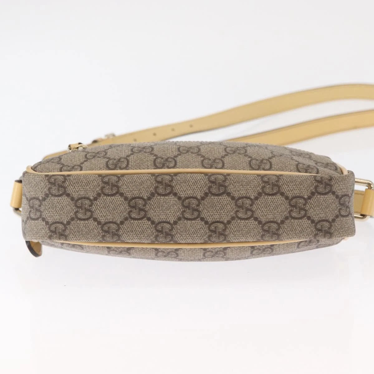 Gucci GG Supreme Shoulder Bag