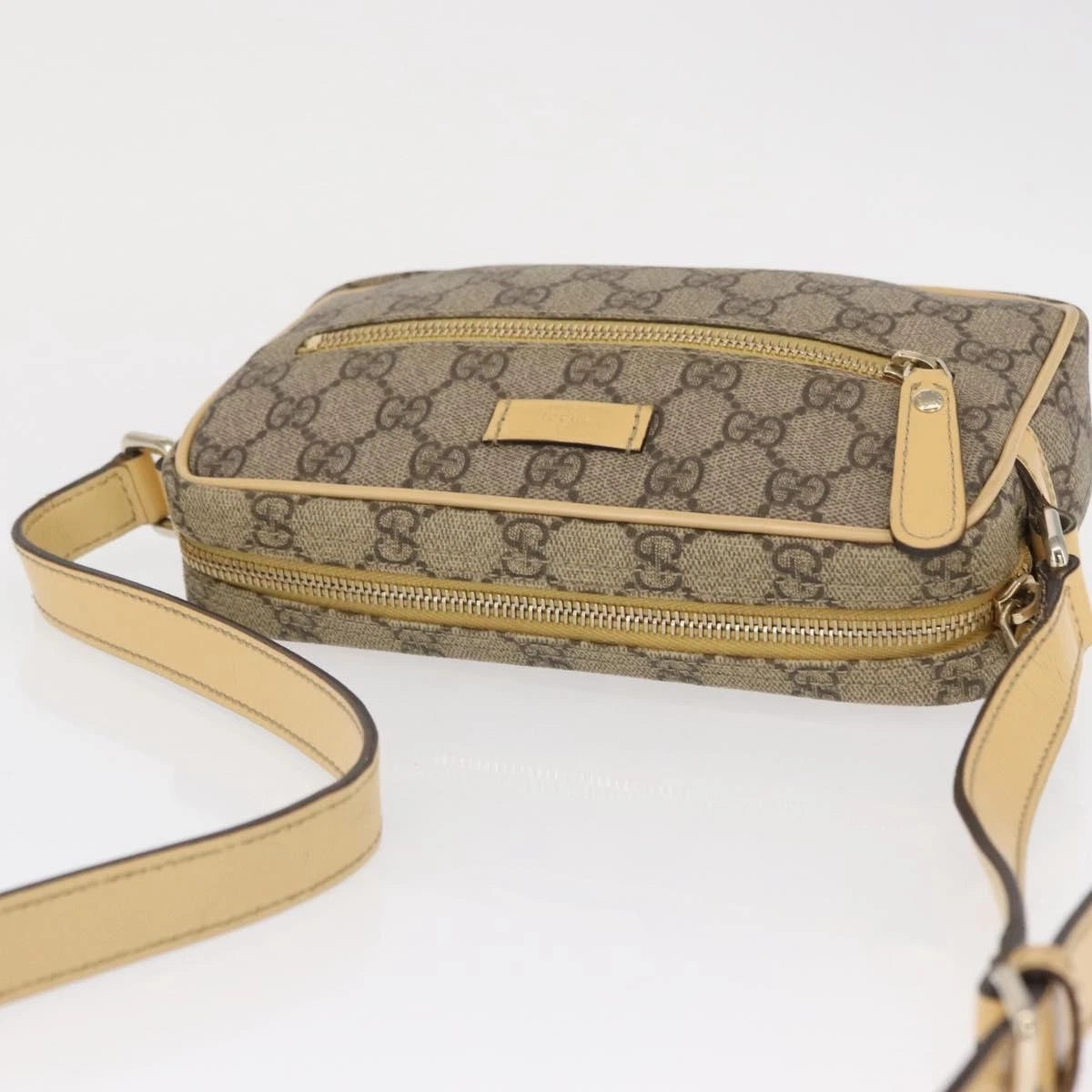 Gucci GG Supreme Shoulder Bag