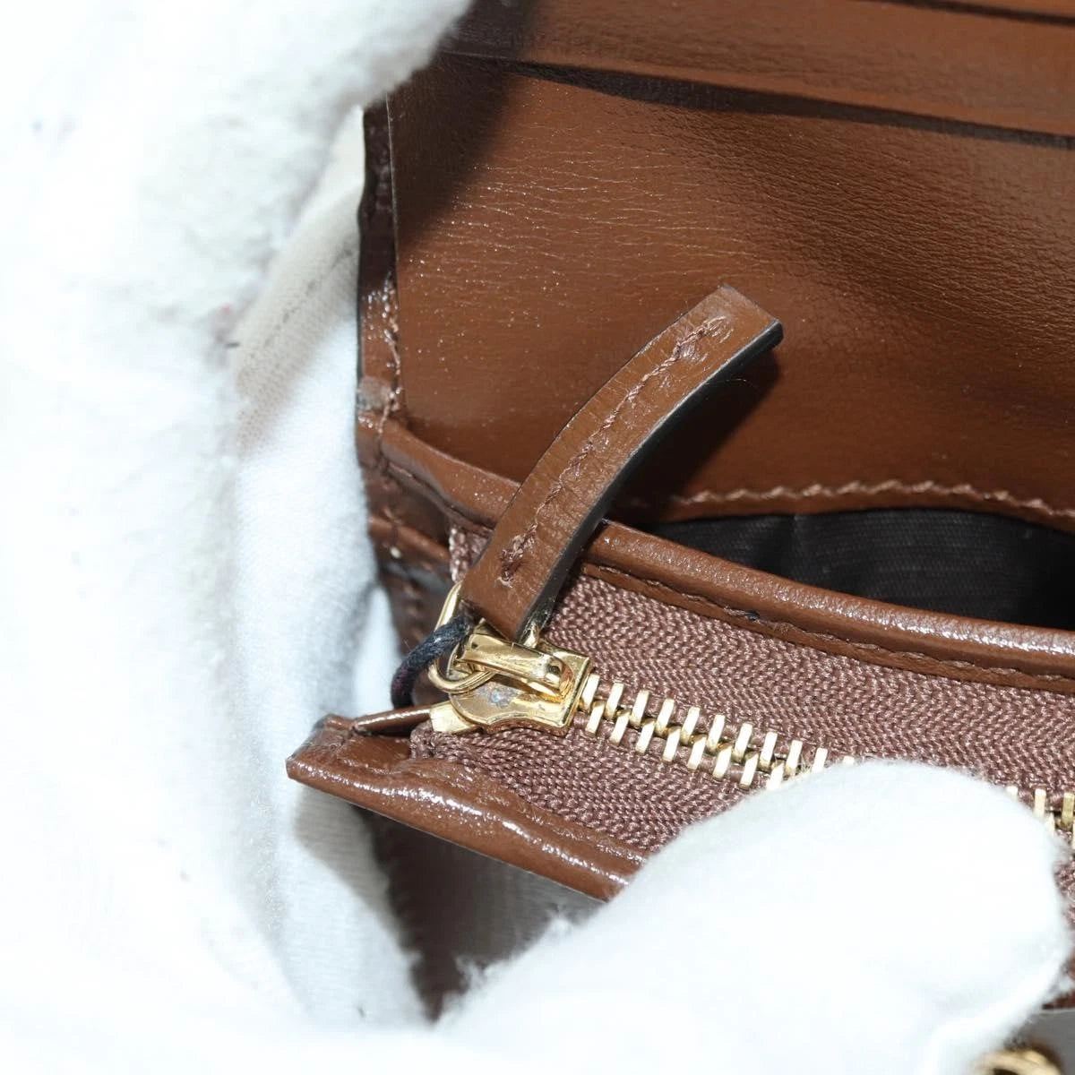 Gucci GG Supreme Heart Wallet