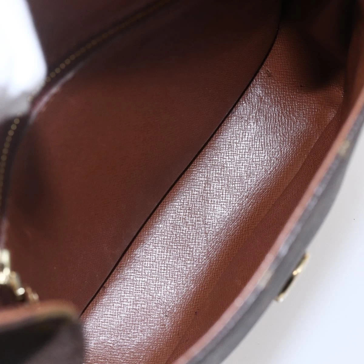 Louis Vuitton Saint Cloud MM