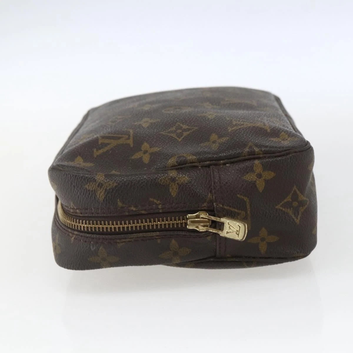 Louis Vuitton Trousse Toilette 23
