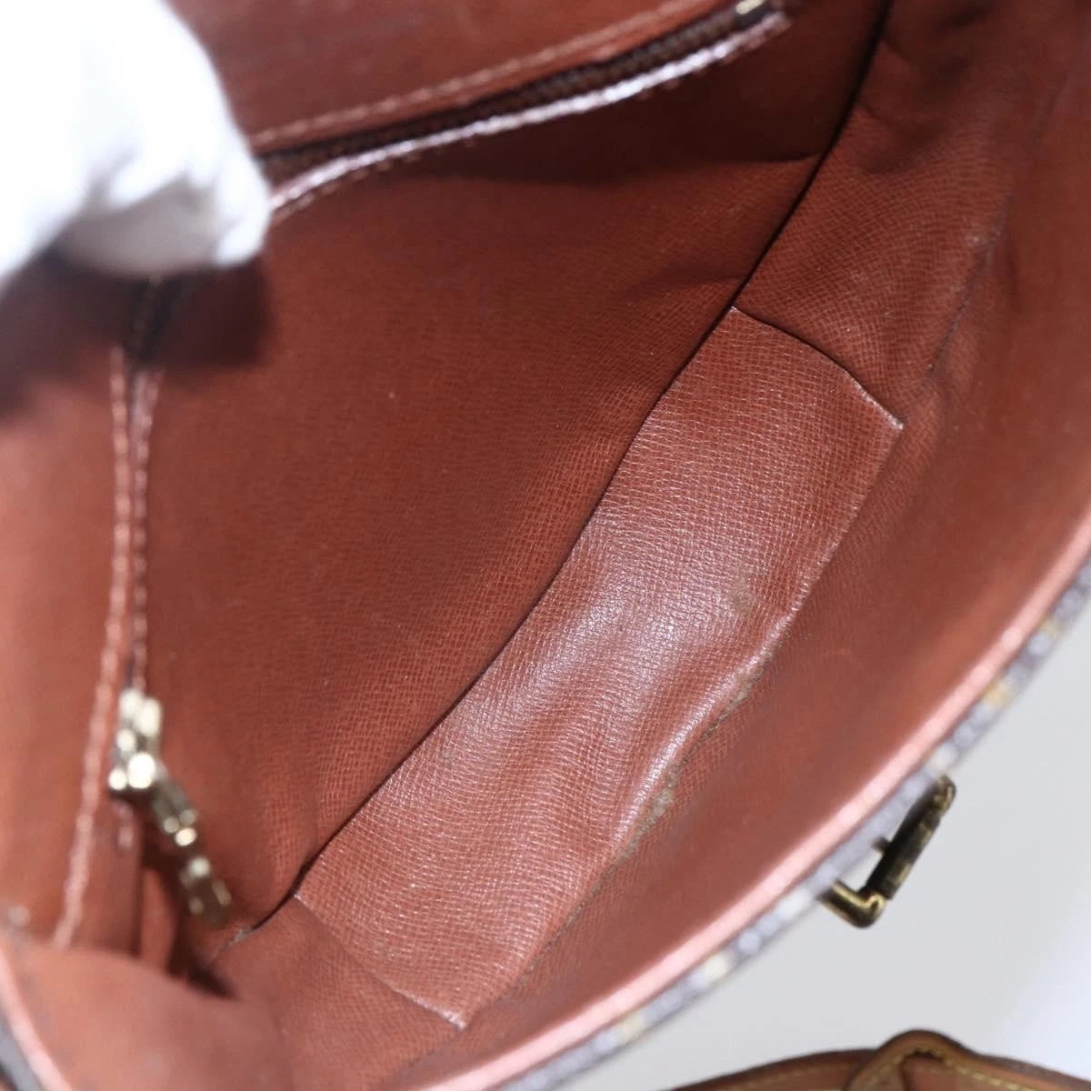 Louis Vuitton Chantilly PM