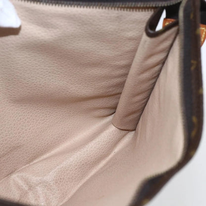 Louis Vuitton Poche Toilette 26