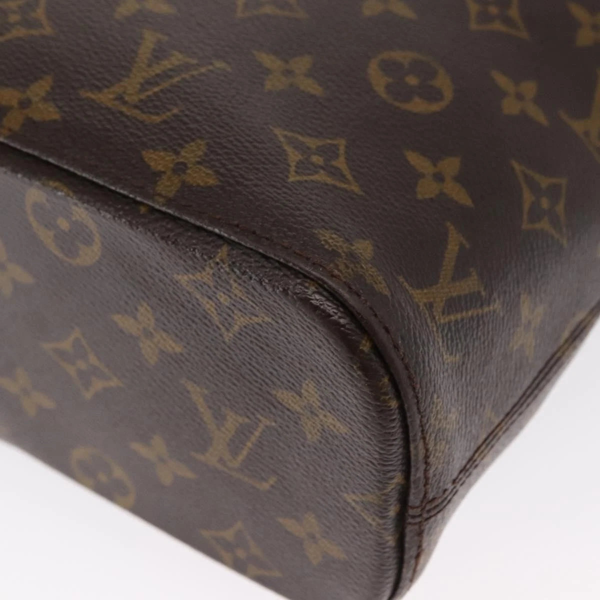 Louis Vuitton Luco Tote Bag
