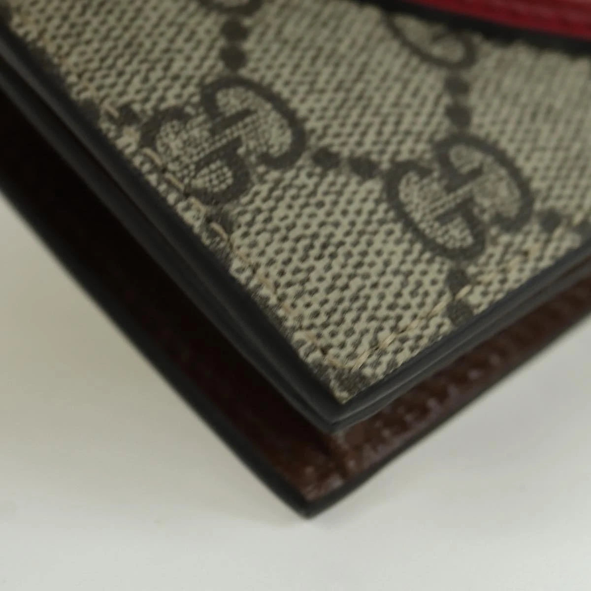 Gucci GG Supreme Heart Wallet
