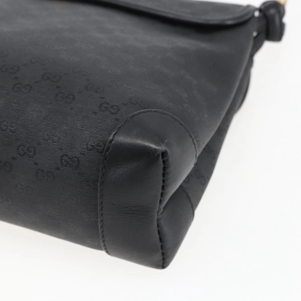 Gucci Micro GG Supreme Shoulder Bag
