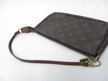 Louis Vuitton Pochette