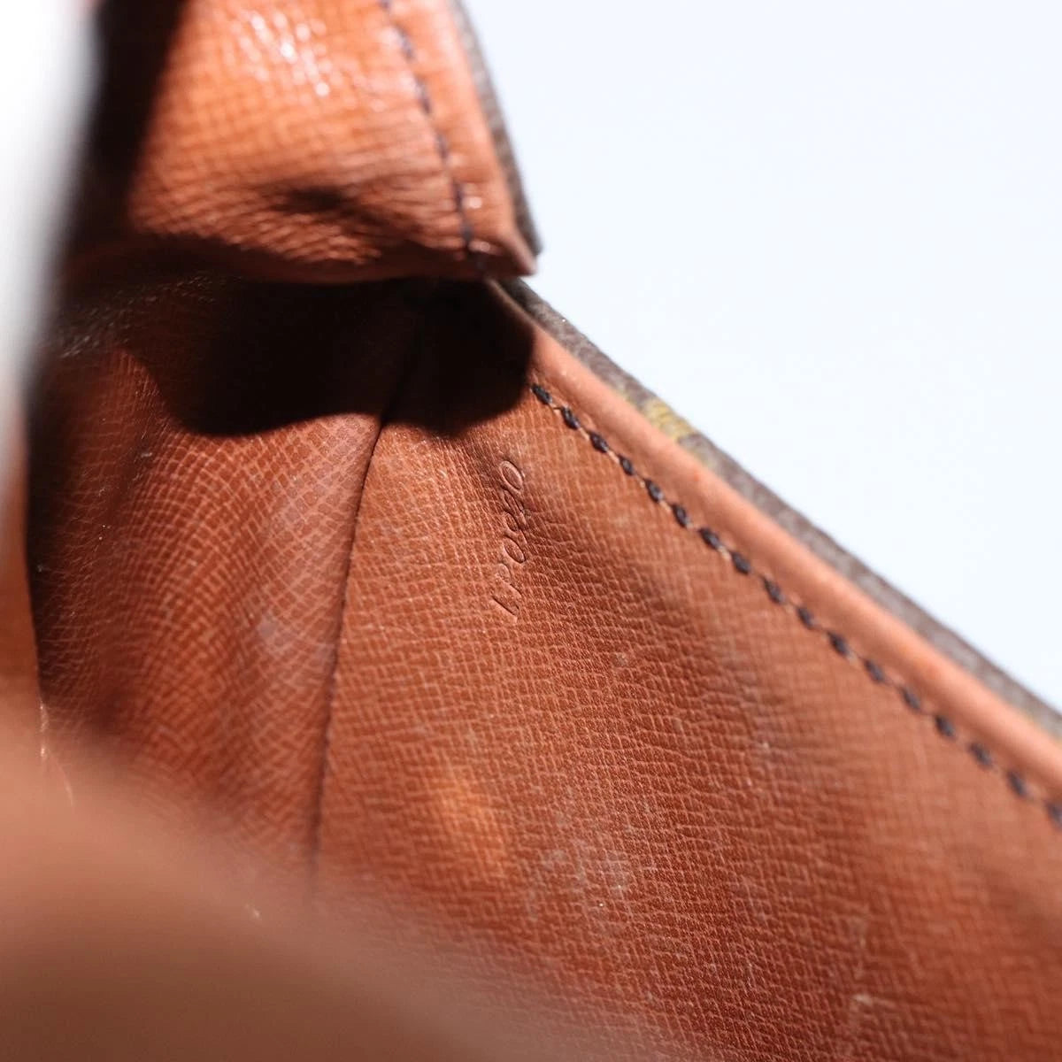 Louis Vuitton Saint Cloud MM