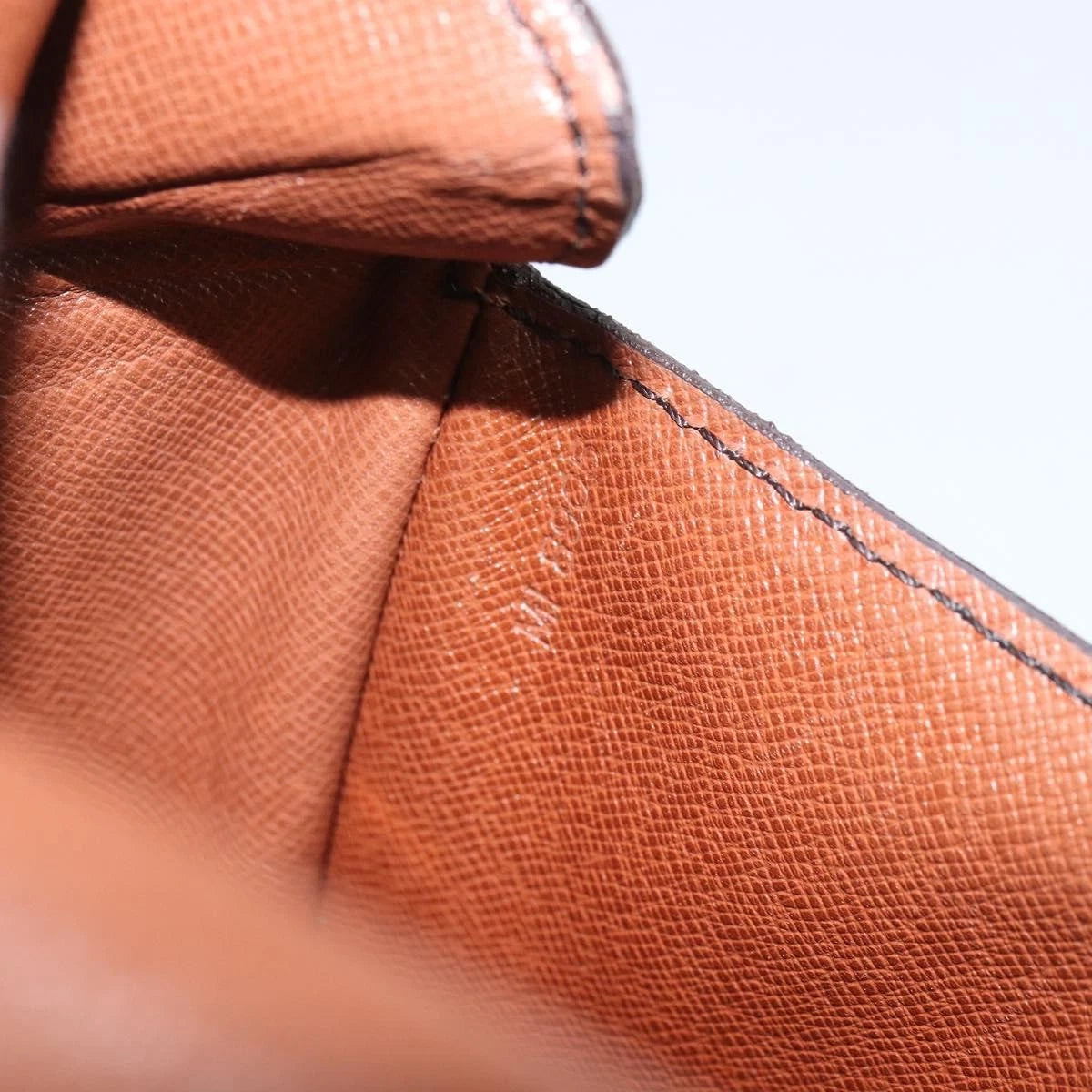 Louis Vuitton Saint Cloud MM