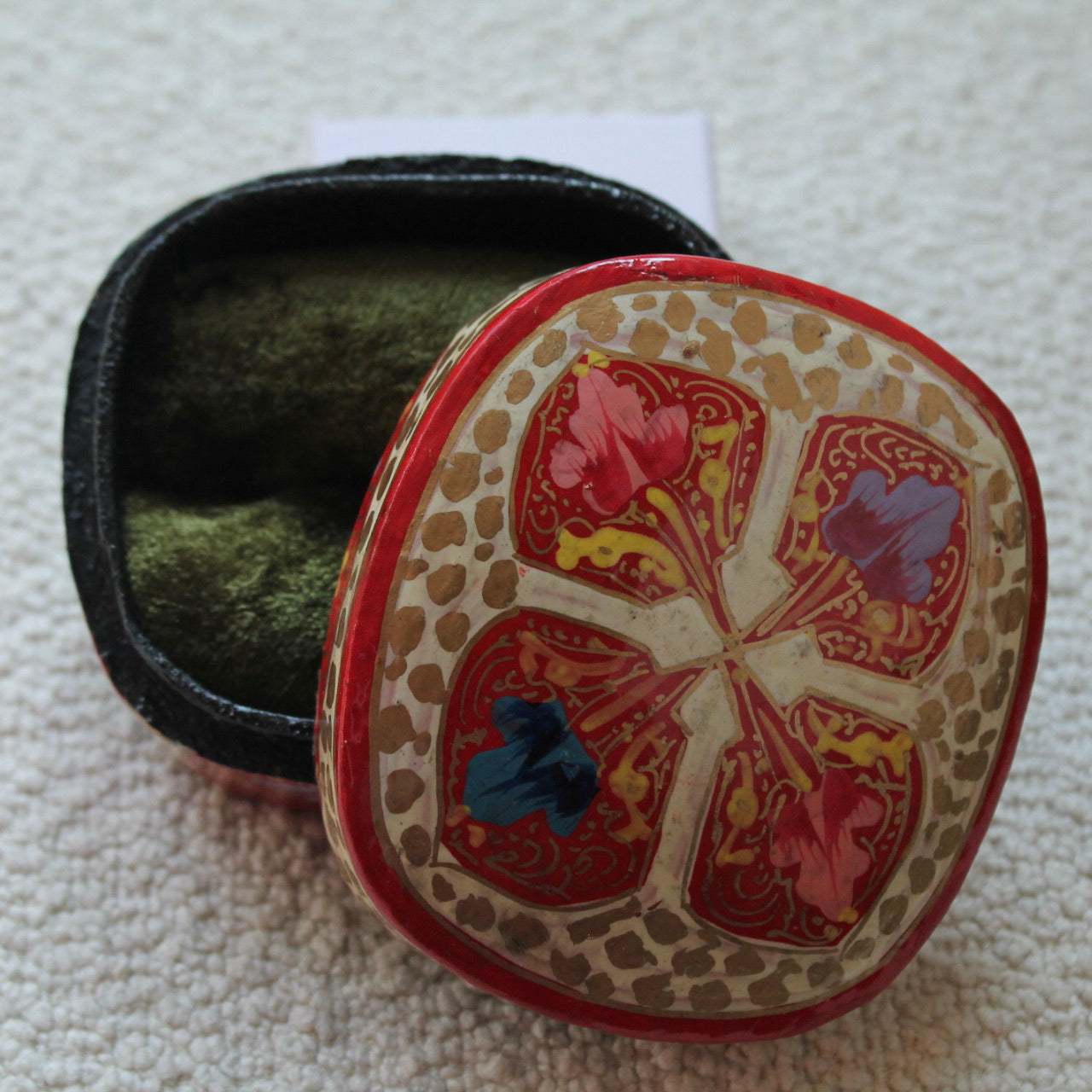 Handpainted Box L - With Lining